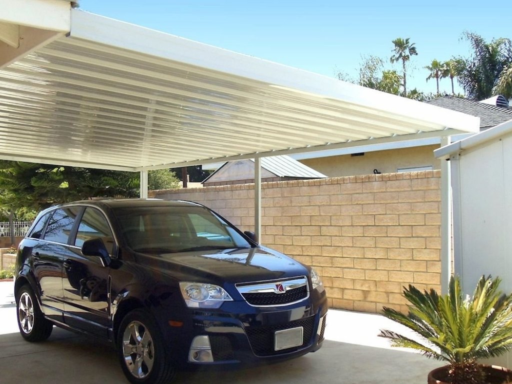 Fábrica de toldo para garagem em Campos do Jordão, Poços de Caldas e região.